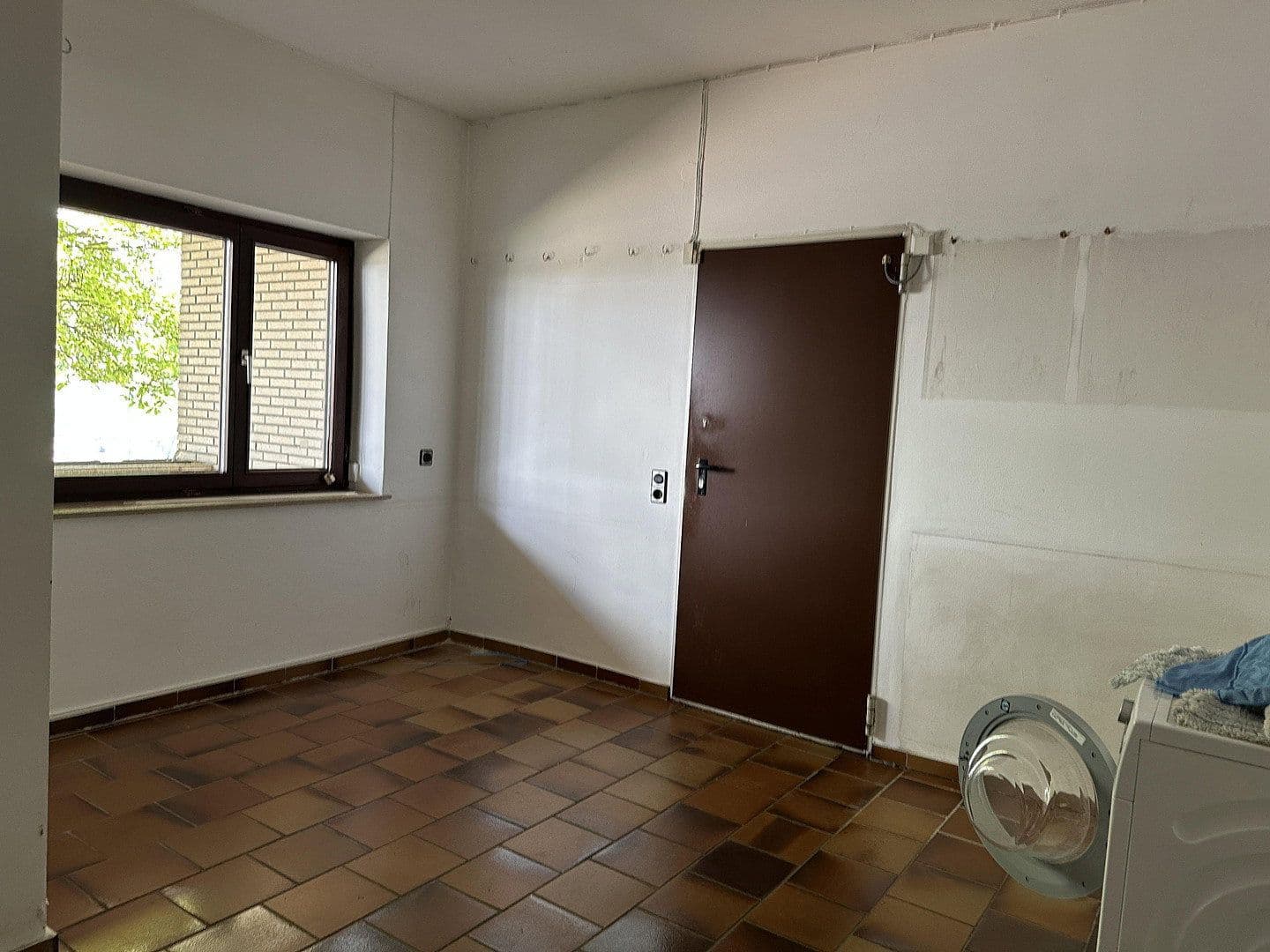 Predaj domu 300 m², pozemek 3.400 m², An den Lindenbäumen 58, Fuldabrück, Hesensko Predaj domu 300 m², pozemek 3.400 m², An den Lindenbäumen 58, Fuldabrück, Hesensko