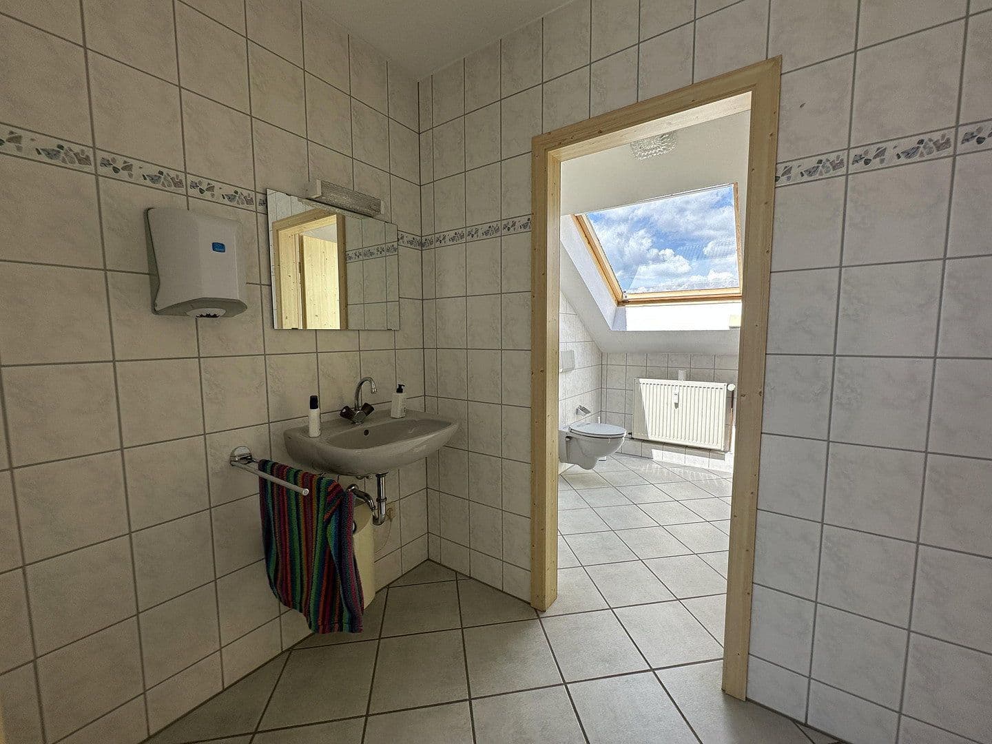 Predaj domu 300 m², pozemek 3.400 m², An den Lindenbäumen 58, Fuldabrück, Hesensko Predaj domu 300 m², pozemek 3.400 m², An den Lindenbäumen 58, Fuldabrück, Hesensko
