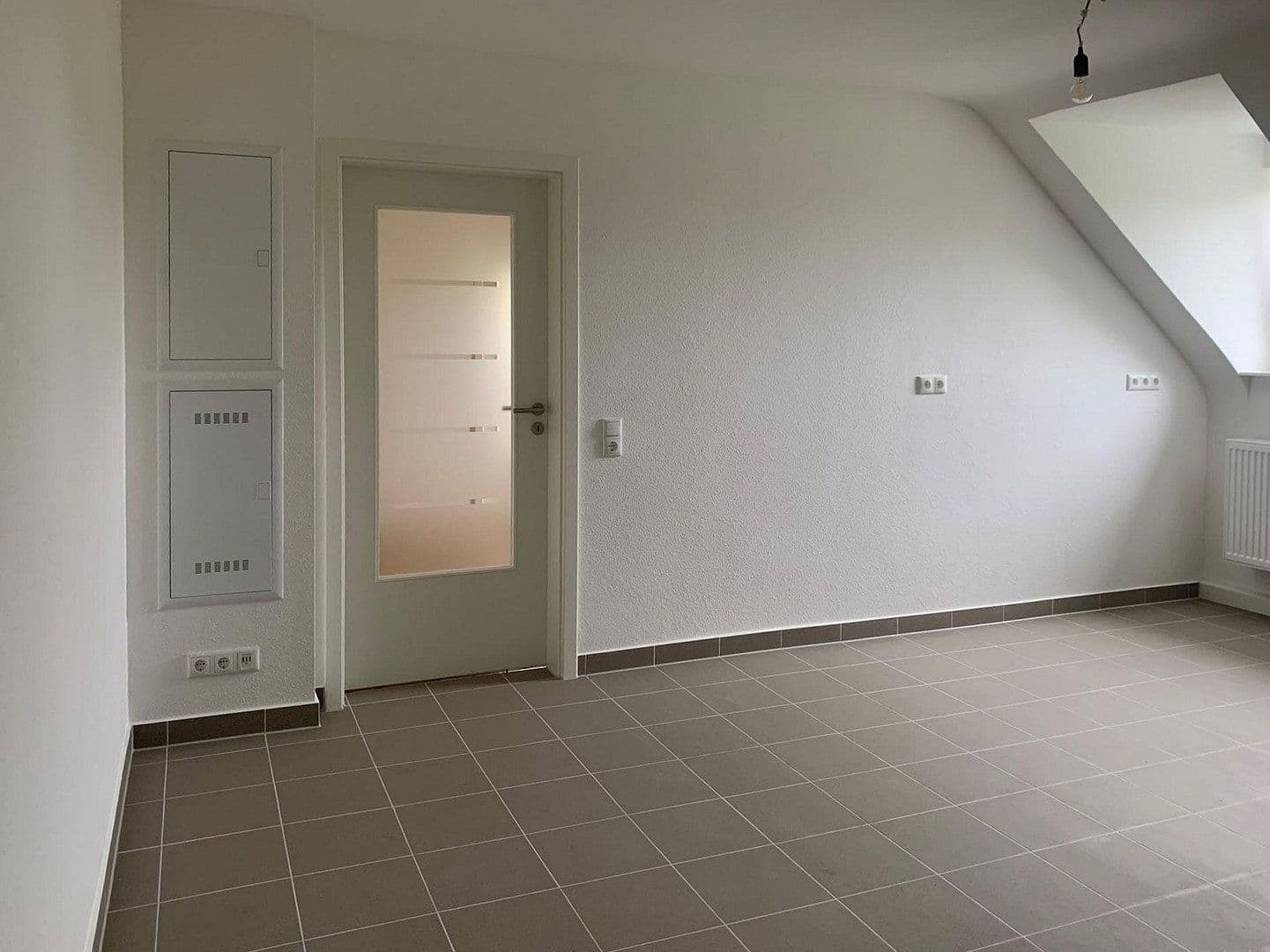 Prenájom bytu 2-izbový 60 m², Kaiserallee 31, Karlsruhe, Bádensko-Wurttembersko Prenájom bytu 2-izbový 60 m², Kaiserallee 31, Karlsruhe, Bádensko-Wurttembersko