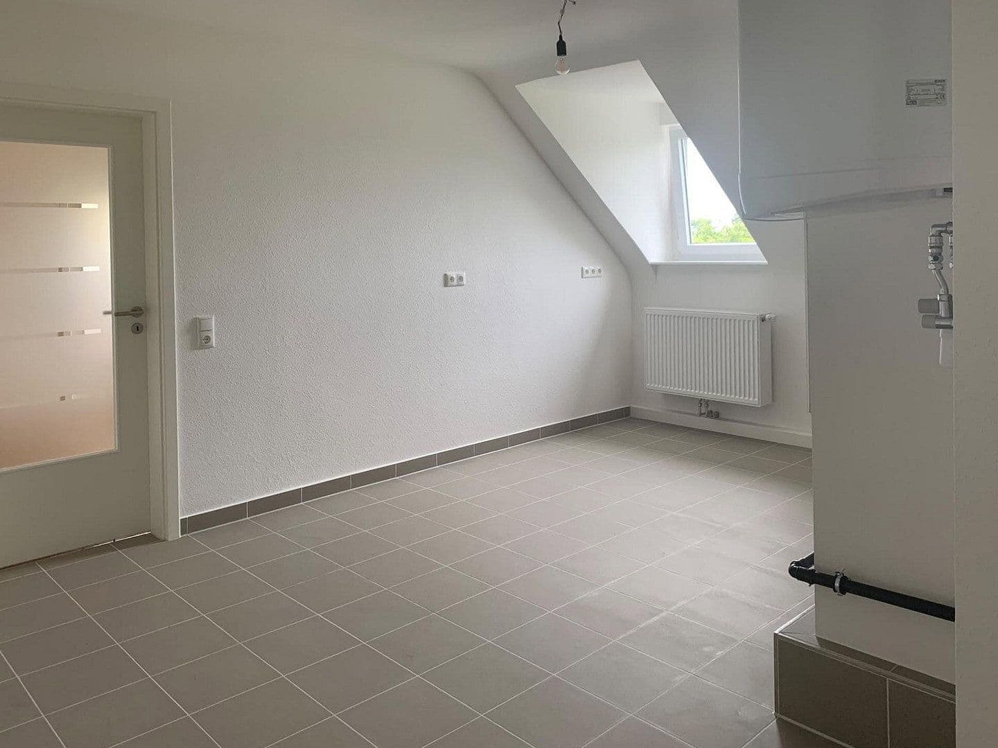 Prenájom bytu 2-izbový 60 m², Kaiserallee 31, Karlsruhe, Bádensko-Wurttembersko Prenájom bytu 2-izbový 60 m², Kaiserallee 31, Karlsruhe, Bádensko-Wurttembersko