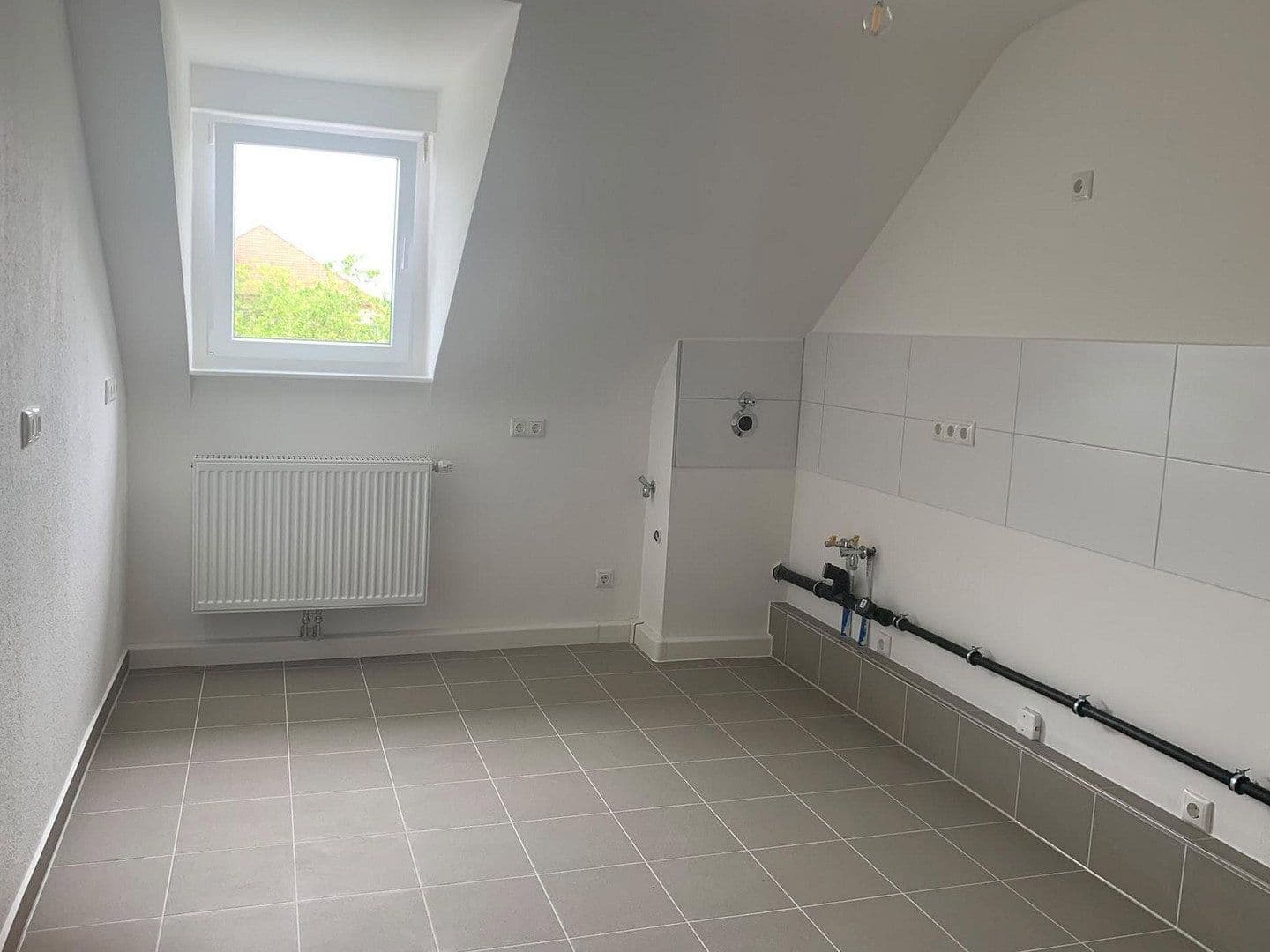 Prenájom bytu 2-izbový 60 m², Kaiserallee 31, Karlsruhe, Bádensko-Wurttembersko Prenájom bytu 2-izbový 60 m², Kaiserallee 31, Karlsruhe, Bádensko-Wurttembersko