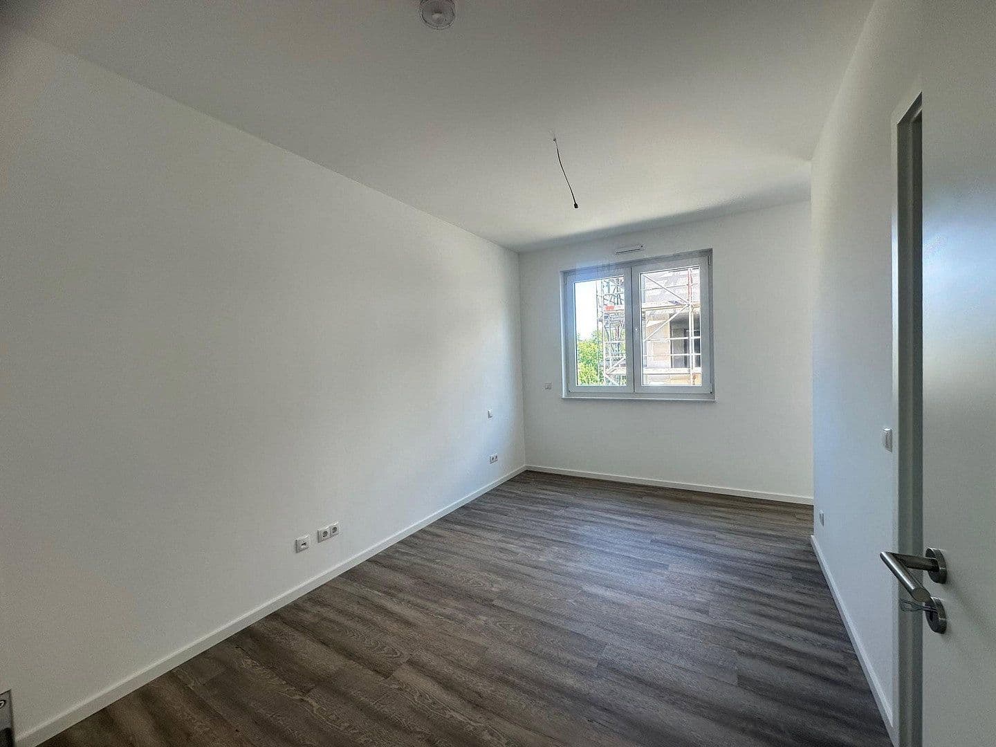Prenájom bytu 3-izbový 78 m², Regener Straße 65, Berlin, Berlín Prenájom bytu 3-izbový 78 m², Regener Straße 65, Berlin, Berlín