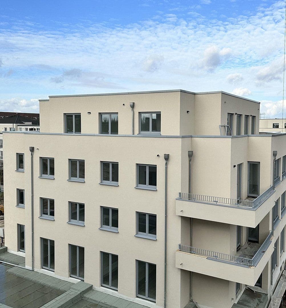 Prenájom bytu 3-izbový 78 m², Regener Straße 65, Berlin, Berlín Prenájom bytu 3-izbový 78 m², Regener Straße 65, Berlin, Berlín