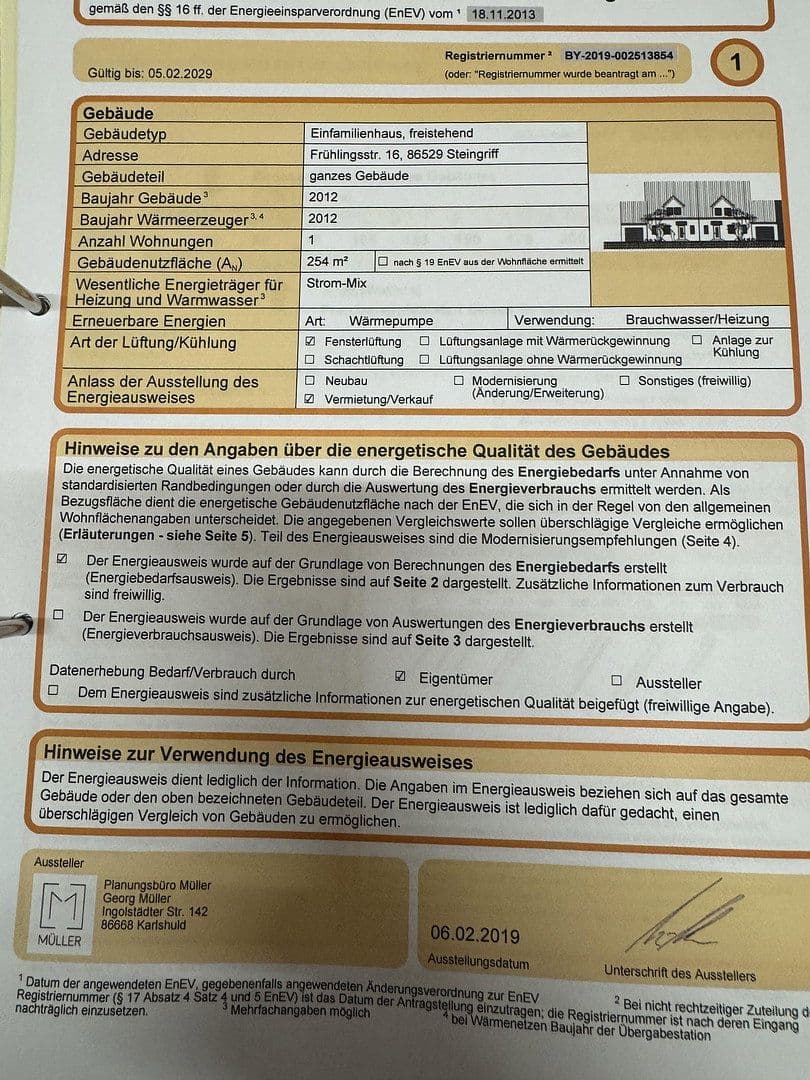 Predaj domu 150 m², pozemek 375 m², Frühlingsstraße 18, Schrobenhausen, Bavorsko Predaj domu 150 m², pozemek 375 m², Frühlingsstraße 18, Schrobenhausen, Bavorsko