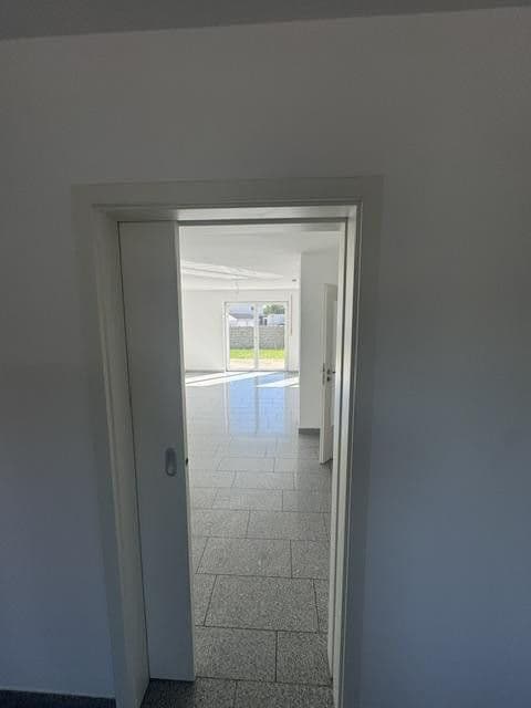 Predaj domu 150 m², pozemek 375 m², Frühlingsstraße 18, Schrobenhausen, Bavorsko Predaj domu 150 m², pozemek 375 m², Frühlingsstraße 18, Schrobenhausen, Bavorsko