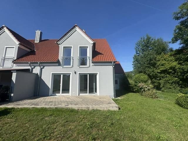 Predaj domu 150 m², pozemek 375 m², Frühlingsstraße 18, Schrobenhausen, Bavorsko Predaj domu 150 m², pozemek 375 m², Frühlingsstraße 18, Schrobenhausen, Bavorsko