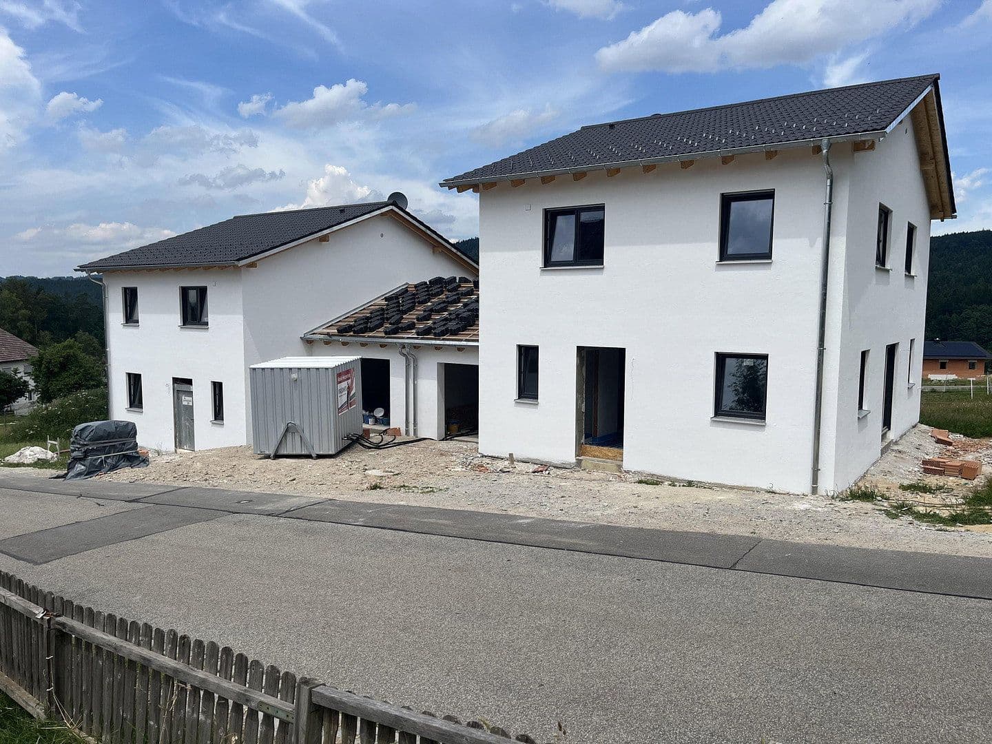 Predaj domu 133 m², pozemek 628 m², Geigen 111, Willmering, Bavorsko Predaj domu 133 m², pozemek 628 m², Geigen 111, Willmering, Bavorsko