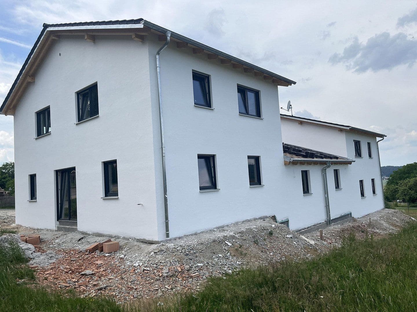 Predaj domu 133 m², pozemek 628 m², Geigen 111, Willmering, Bavorsko Predaj domu 133 m², pozemek 628 m², Geigen 111, Willmering, Bavorsko