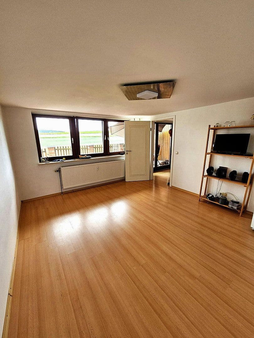 Prenájom bytu 2-izbový 55 m², Hopfenstr. 7, Rudelzhausen, Bavorsko Prenájom bytu 2-izbový 55 m², Hopfenstr. 7, Rudelzhausen, Bavorsko