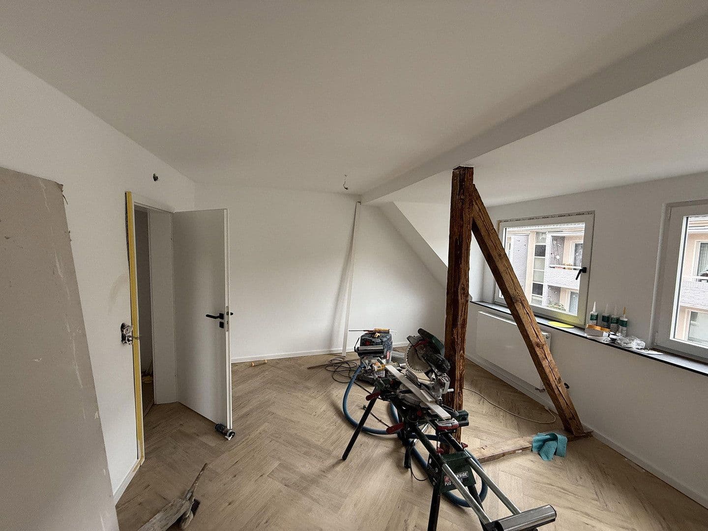 Prenájom bytu 2-izbový 38 m², Köln, Severné Porýnie - Westfálsko Prenájom bytu 2-izbový 38 m², Köln, Severné Porýnie - Westfálsko