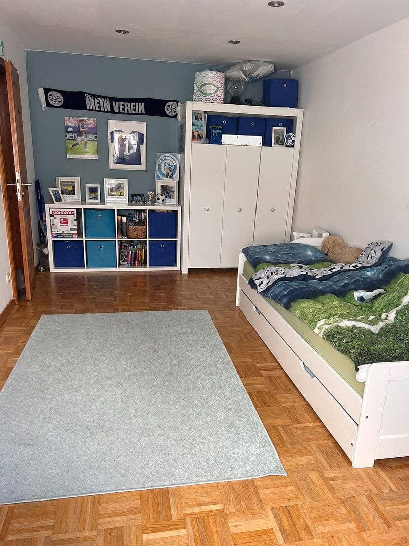 Predaj domu 126 m², pozemek 250 m², Gelsenkirchen, Severné Porýnie - Westfálsko Predaj domu 126 m², pozemek 250 m², Gelsenkirchen, Severné Porýnie - Westfálsko