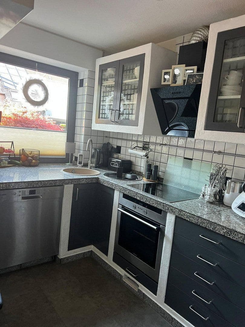 Predaj domu 126 m², pozemek 250 m², Gelsenkirchen, Severné Porýnie - Westfálsko Predaj domu 126 m², pozemek 250 m², Gelsenkirchen, Severné Porýnie - Westfálsko
