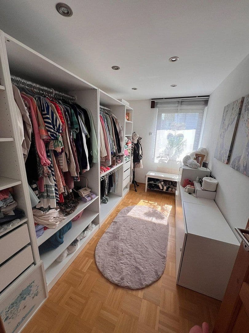 Predaj domu 126 m², pozemek 250 m², Gelsenkirchen, Severné Porýnie - Westfálsko Predaj domu 126 m², pozemek 250 m², Gelsenkirchen, Severné Porýnie - Westfálsko