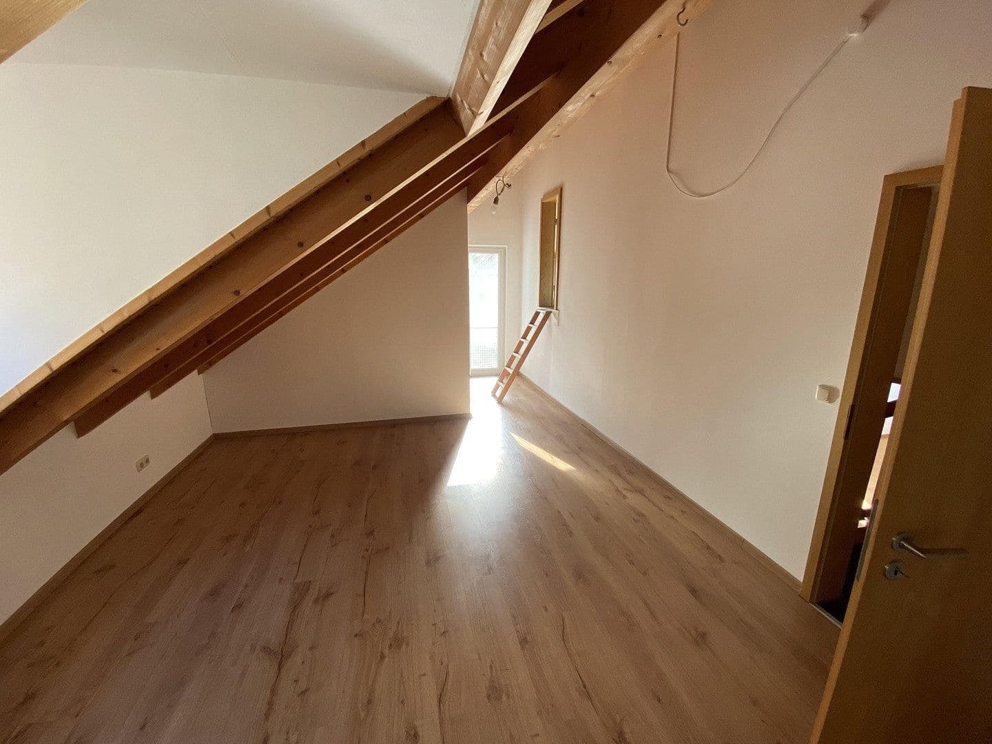 Predaj domu 117 m², pozemek 198 m², Pfaffenhofen, Bavorsko Predaj domu 117 m², pozemek 198 m², Pfaffenhofen, Bavorsko