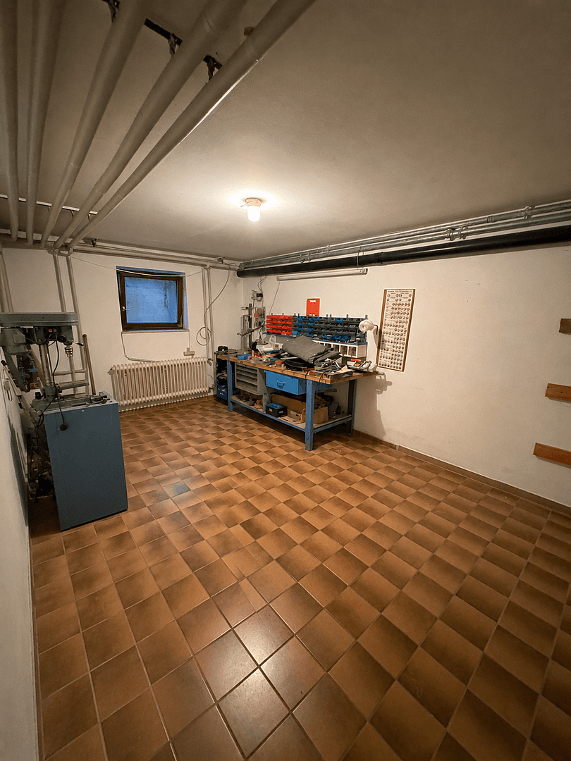 Predaj domu 166 m², pozemek 331 m², Goldäckerstraße, Leonberg, Bádensko-Wurttembersko Predaj domu 166 m², pozemek 331 m², Goldäckerstraße, Leonberg, Bádensko-Wurttembersko