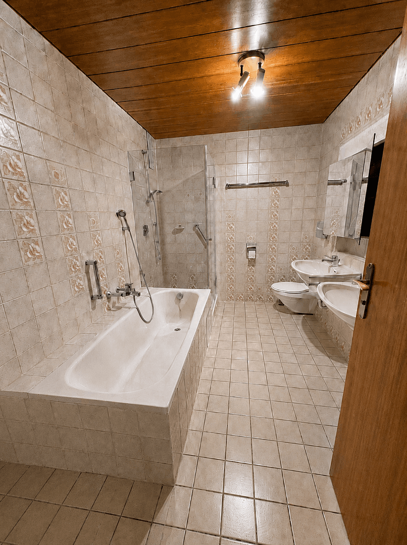 Predaj domu 166 m², pozemek 331 m², Goldäckerstraße, Leonberg, Bádensko-Wurttembersko Predaj domu 166 m², pozemek 331 m², Goldäckerstraße, Leonberg, Bádensko-Wurttembersko