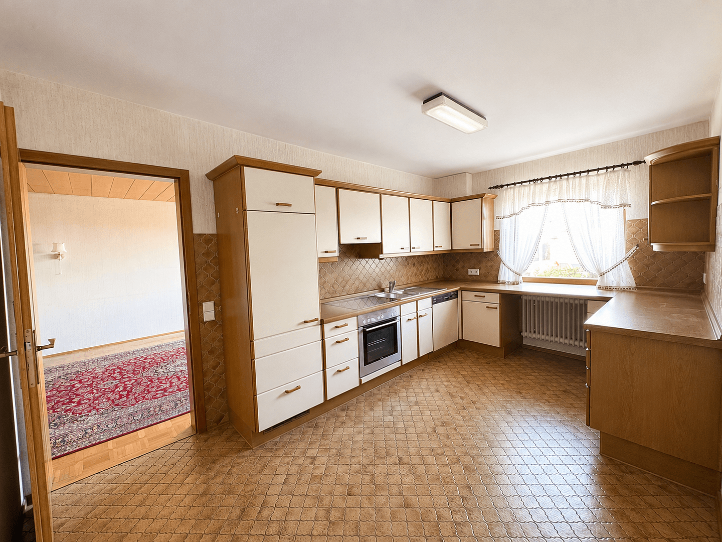 Predaj domu 166 m², pozemek 331 m², Goldäckerstraße, Leonberg, Bádensko-Wurttembersko Predaj domu 166 m², pozemek 331 m², Goldäckerstraße, Leonberg, Bádensko-Wurttembersko
