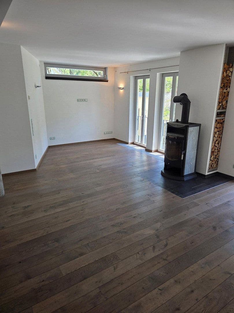 Prenájom bytu 4-izbový 174 m², Bensheim, Hesensko Prenájom bytu 4-izbový 174 m², Bensheim, Hesensko