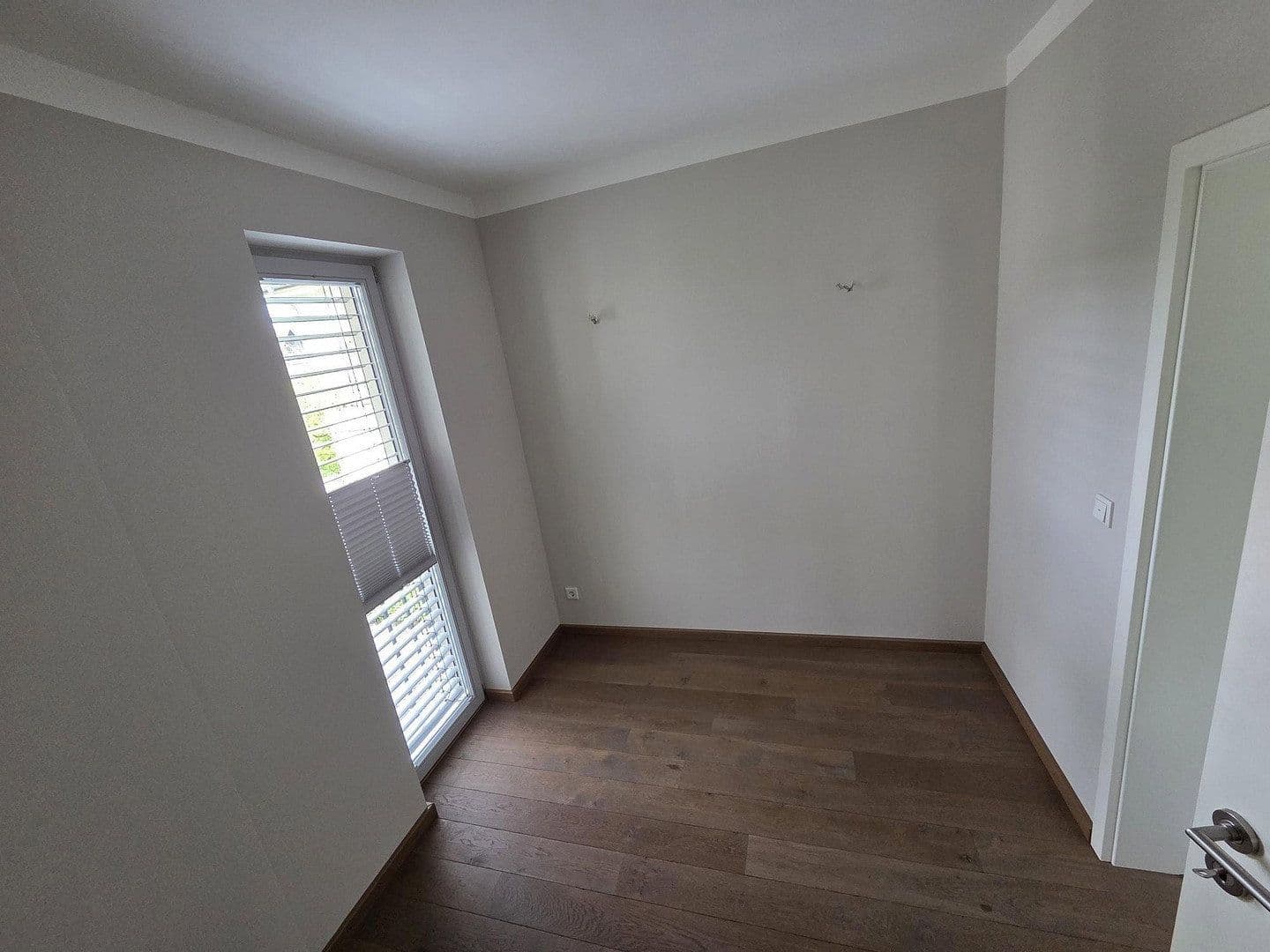 Prenájom bytu 4-izbový 174 m², Bensheim, Hesensko Prenájom bytu 4-izbový 174 m², Bensheim, Hesensko