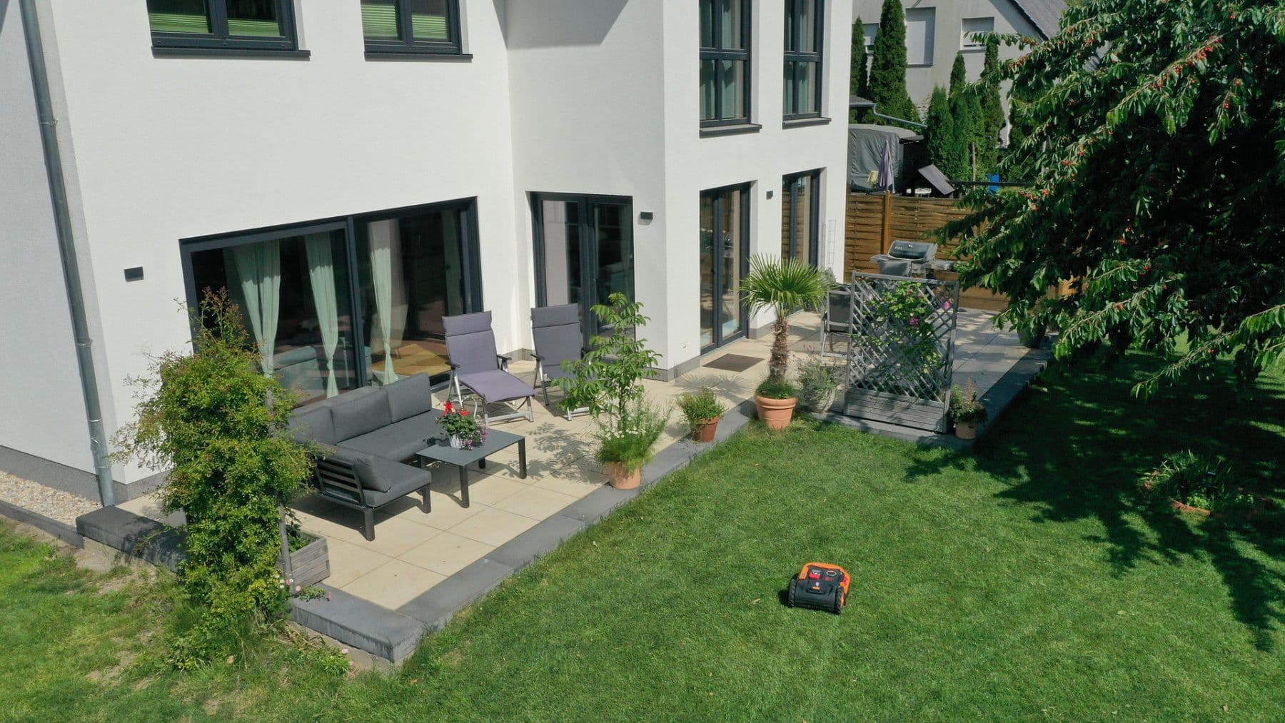 Predaj domu 267 m², pozemek 1.288 m², Falkensee, Brandenbursko Predaj domu 267 m², pozemek 1.288 m², Falkensee, Brandenbursko