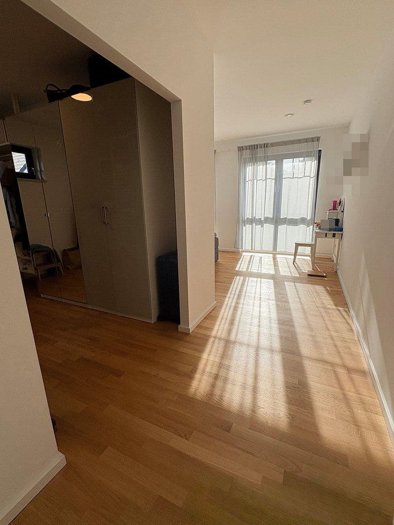 Predaj domu 267 m², pozemek 1.288 m², Falkensee, Brandenbursko Predaj domu 267 m², pozemek 1.288 m², Falkensee, Brandenbursko