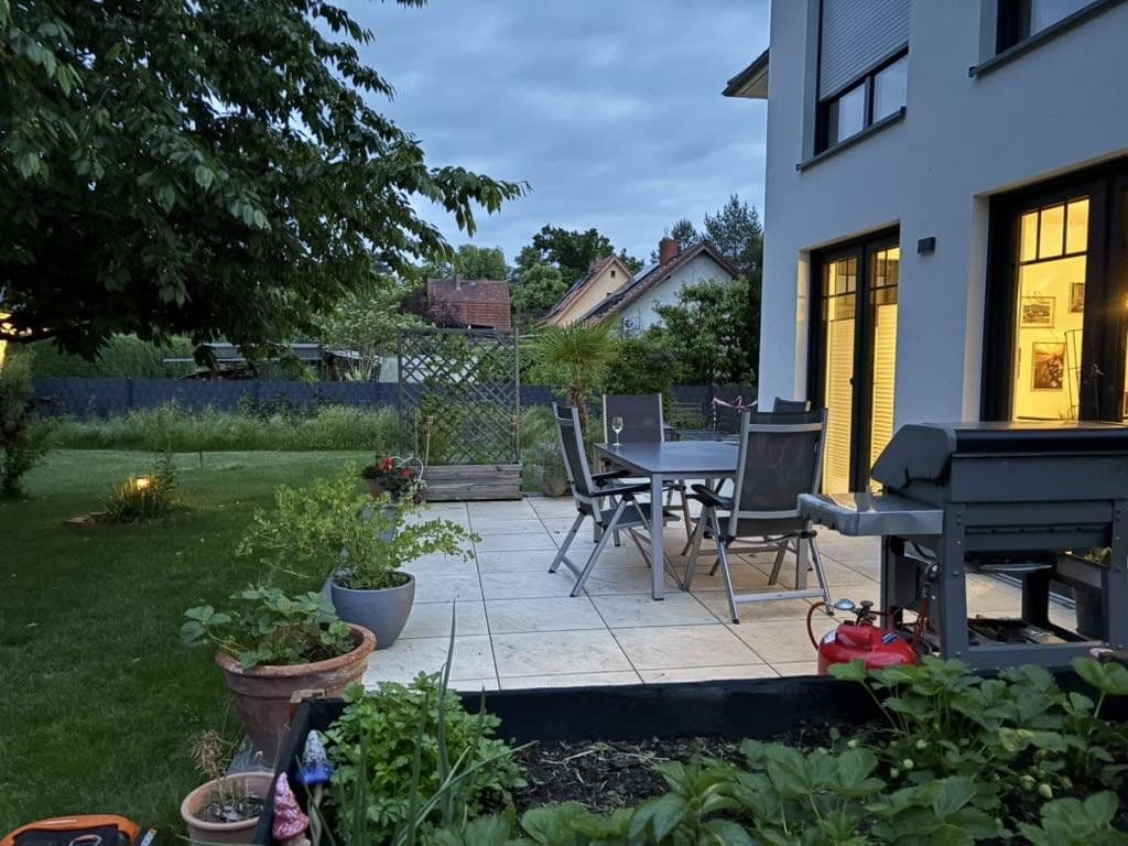 Predaj domu 267 m², pozemek 1.288 m², Falkensee, Brandenbursko Predaj domu 267 m², pozemek 1.288 m², Falkensee, Brandenbursko