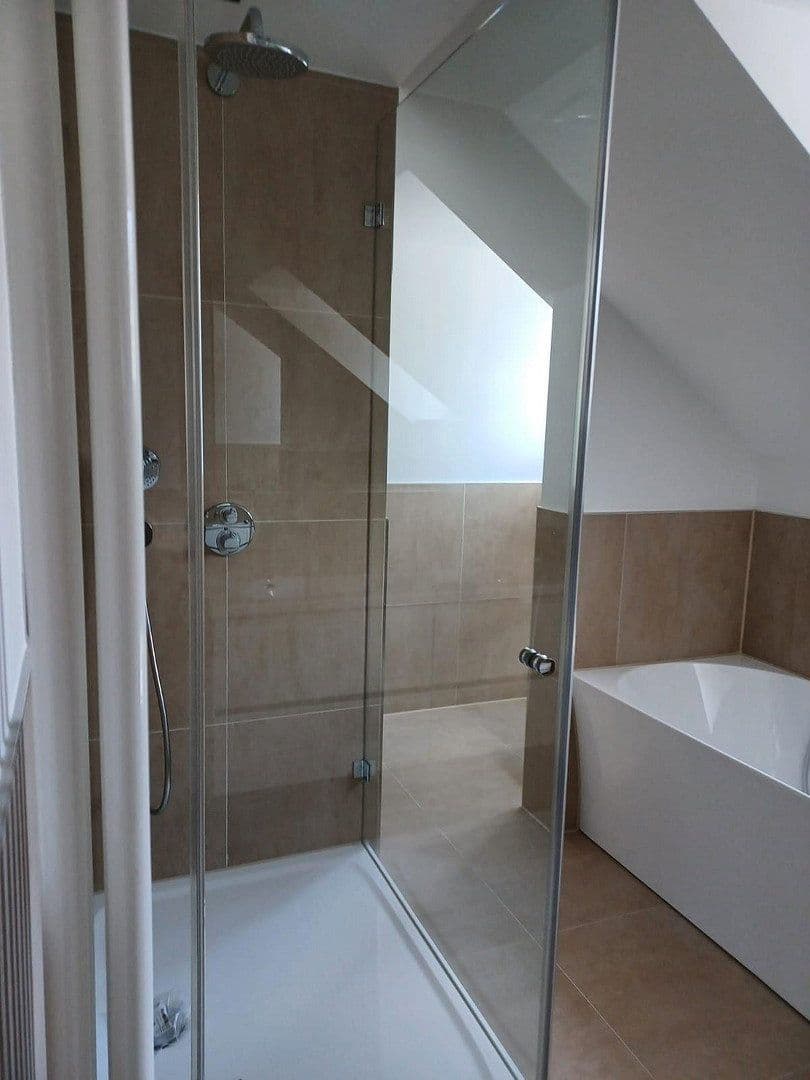 Prenájom bytu 5-izbový 145 m², Beyerstraße 6, Potsdam, Brandenbursko Prenájom bytu 5-izbový 145 m², Beyerstraße 6, Potsdam, Brandenbursko