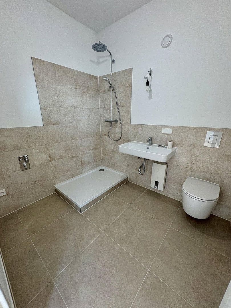 Predaj bytu 2-izbový 51 m², Berlin, Berlín Predaj bytu 2-izbový 51 m², Berlin, Berlín