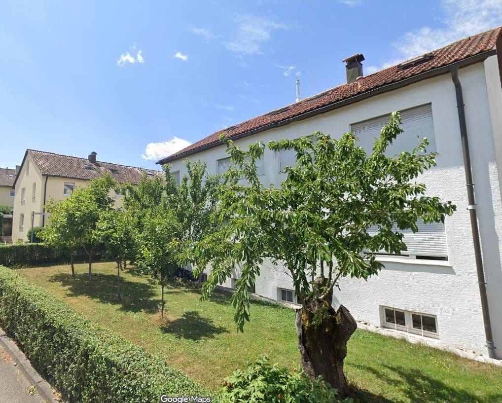 Prenájom bytu 3-izbový 87 m², Weinstadt, Bádensko-Wurttembersko Prenájom bytu 3-izbový 87 m², Weinstadt, Bádensko-Wurttembersko