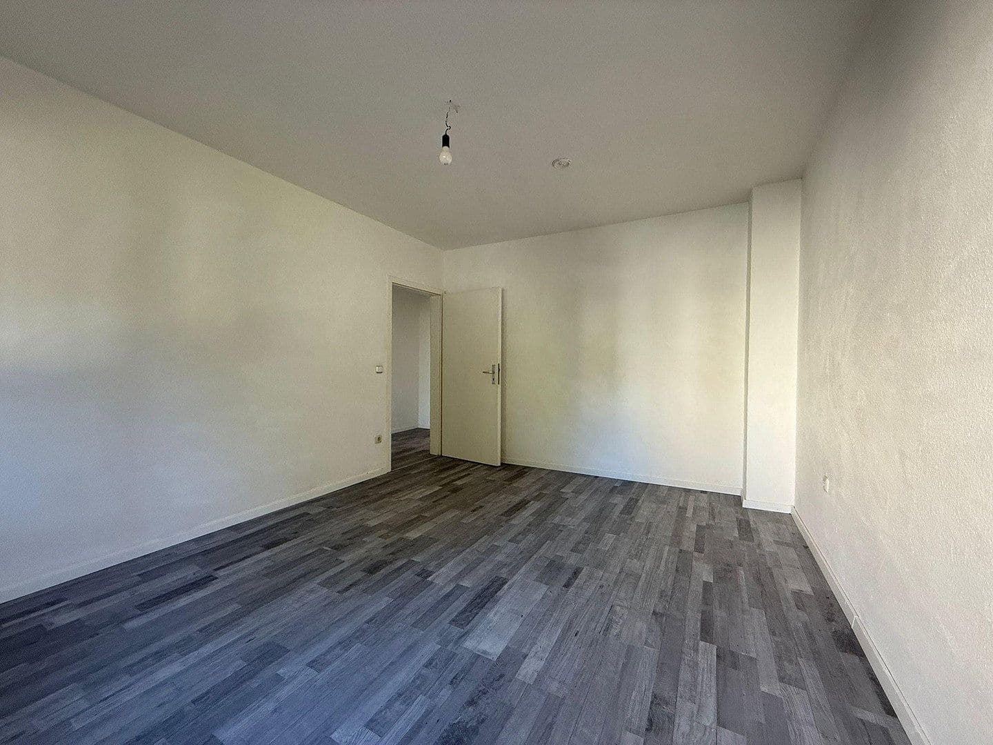 Prenájom bytu 2-izbový 46 m², Hagenbeckstr. 26, Essen, Severné Porýnie - Westfálsko Prenájom bytu 2-izbový 46 m², Hagenbeckstr. 26, Essen, Severné Porýnie - Westfálsko