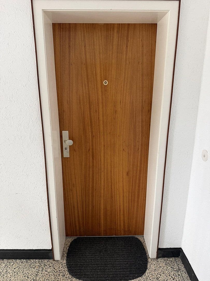Prenájom bytu 3-izbový 80 m², Teutoburgerstr. 121, Oberhausen, Severné Porýnie - Westfálsko Prenájom bytu 3-izbový 80 m², Teutoburgerstr. 121, Oberhausen, Severné Porýnie - Westfálsko