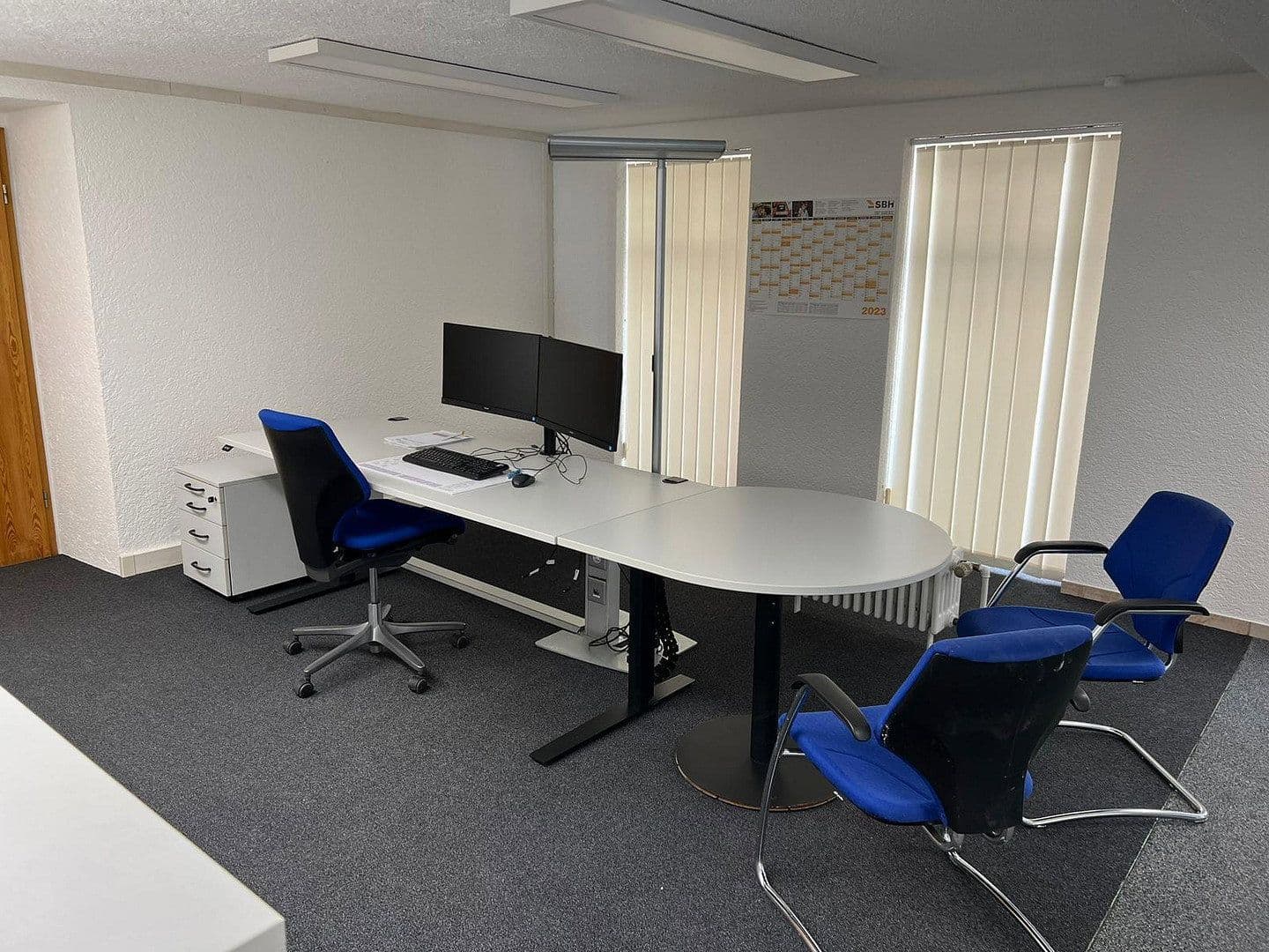 Prenájom kancelárie 125 m², SAt. Georgen, Bádensko-Wurttembersko Prenájom kancelárie 125 m², SAt. Georgen, Bádensko-Wurttembersko