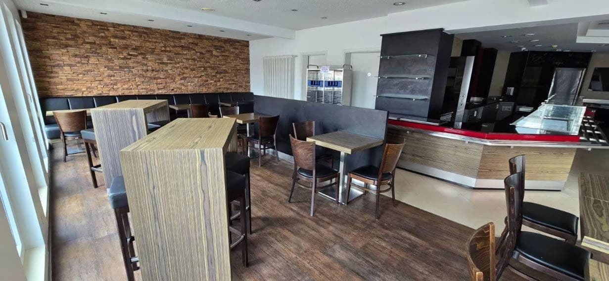 Prenájom nebytového priestoru 160 m², Baden-Baden, Bádensko-Wurttembersko Prenájom nebytového priestoru 160 m², Baden-Baden, Bádensko-Wurttembersko