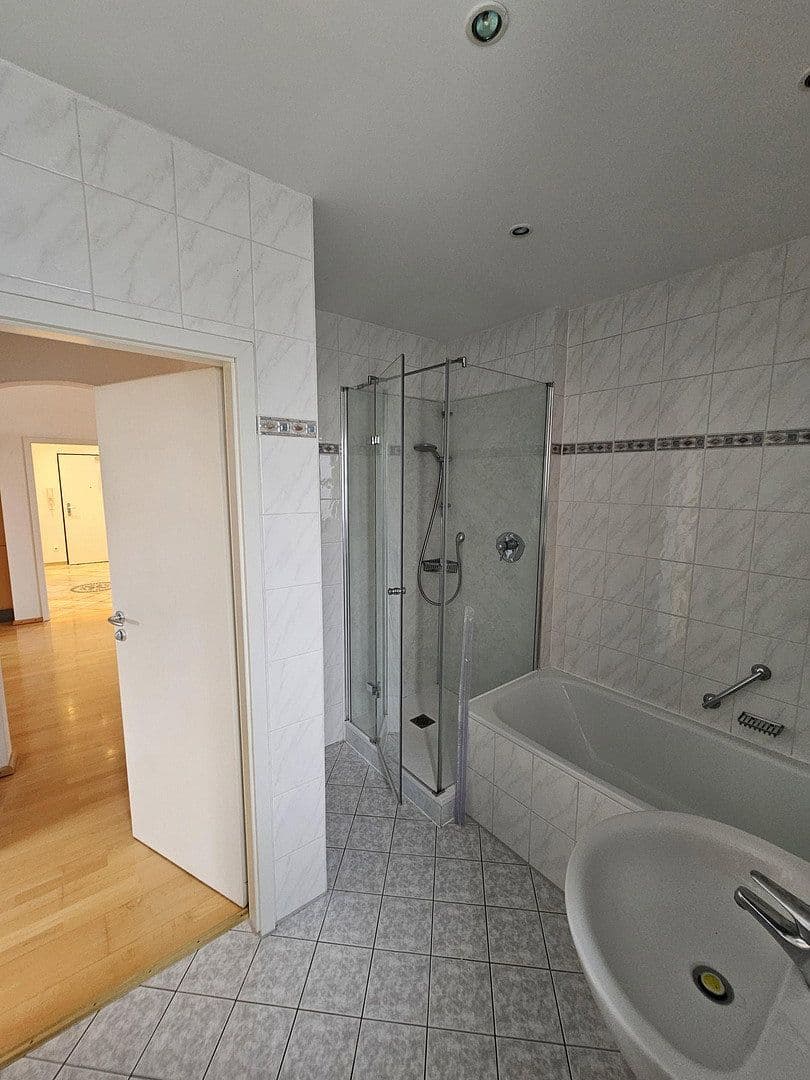 Predaj bytu 3-izbový 92 m², Erika-Cremer-Straße 15, München, Bavorsko Predaj bytu 3-izbový 92 m², Erika-Cremer-Straße 15, München, Bavorsko