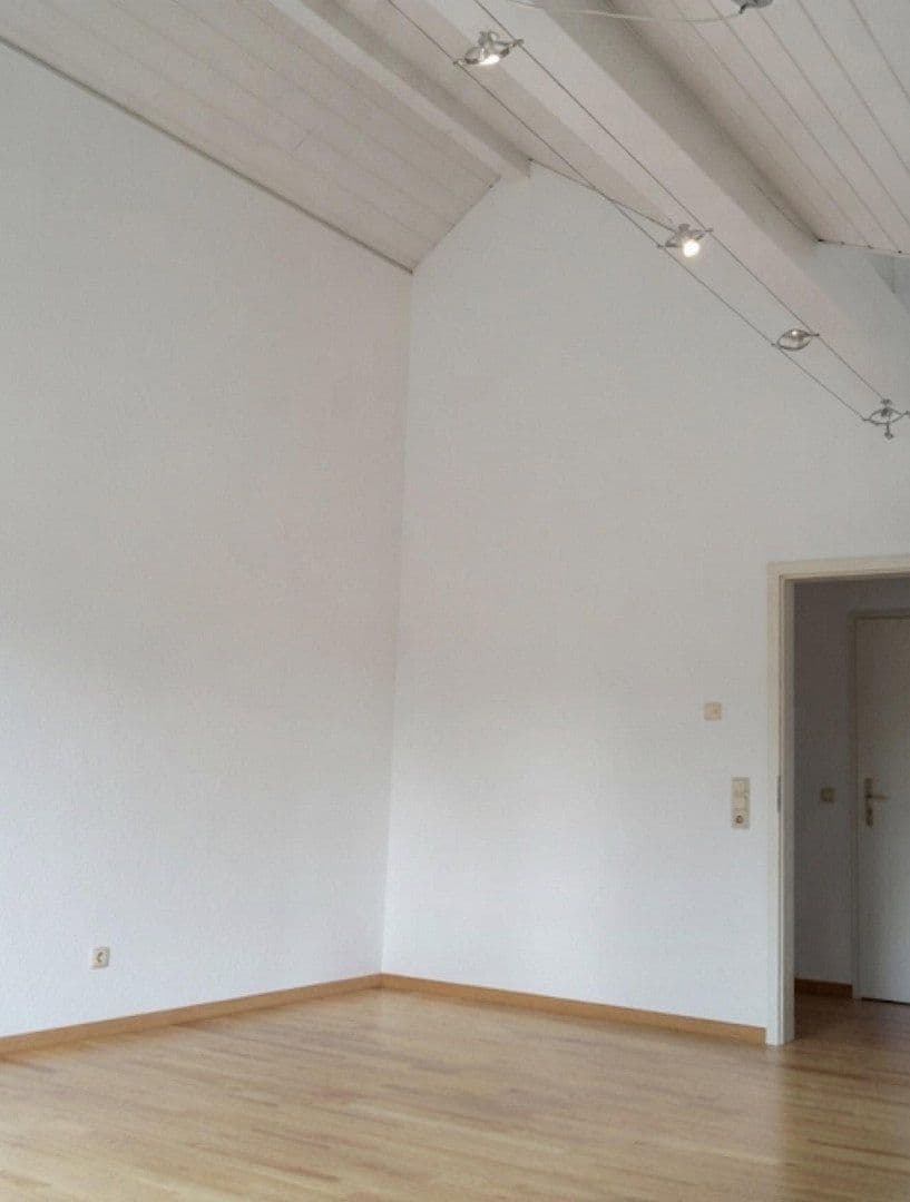 Predaj domu 175 m², pozemek 443 m², Altlandsberg, Brandenbursko Predaj domu 175 m², pozemek 443 m², Altlandsberg, Brandenbursko