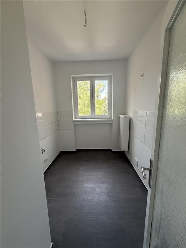 Prenájom bytu 1-izbový 43 m², Neuendorfer Str. 99, Berlin, Berlín Prenájom bytu 1-izbový 43 m², Neuendorfer Str. 99, Berlin, Berlín