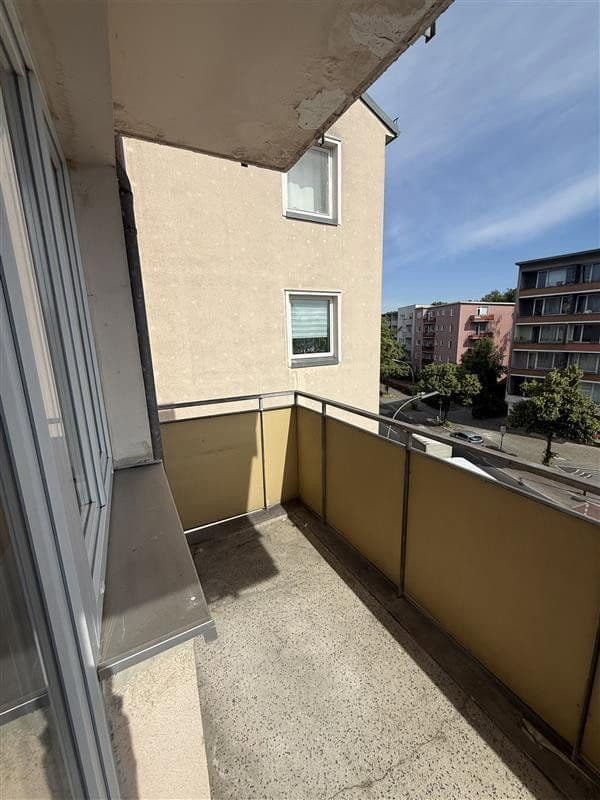 Prenájom bytu 1-izbový 43 m², Neuendorfer Str. 99, Berlin, Berlín Prenájom bytu 1-izbový 43 m², Neuendorfer Str. 99, Berlin, Berlín