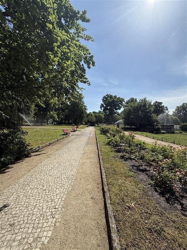 Prenájom bytu 1-izbový 43 m², Neuendorfer Str. 99, Berlin, Berlín Prenájom bytu 1-izbový 43 m², Neuendorfer Str. 99, Berlin, Berlín