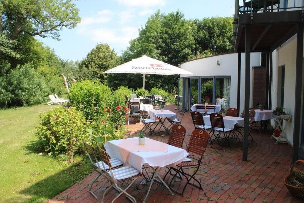 Predaj nebytového priestoru 6.000 m², Poggenhof 25, Schaprode, Meklenbursko-Predpomoransko Predaj nebytového priestoru 6.000 m², Poggenhof 25, Schaprode, Meklenbursko-Predpomoransko