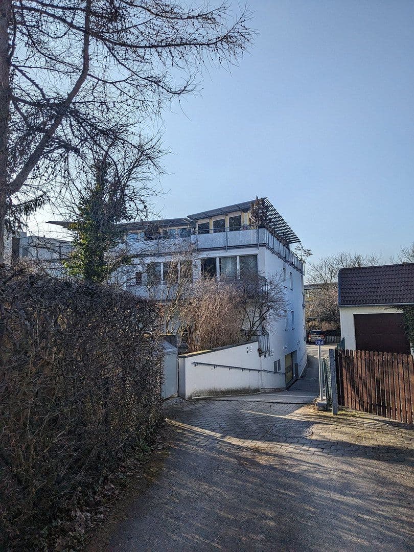 Prenájom bytu 2-izbový 58 m², Germering, Bavorsko Prenájom bytu 2-izbový 58 m², Germering, Bavorsko