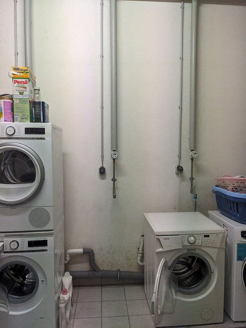 Prenájom bytu 2-izbový 58 m², Germering, Bavorsko Prenájom bytu 2-izbový 58 m², Germering, Bavorsko