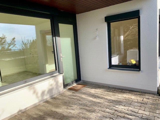 Prenájom bytu 2-izbový 61 m², Esslingen am Neckar, Bádensko-Wurttembersko Prenájom bytu 2-izbový 61 m², Esslingen am Neckar, Bádensko-Wurttembersko