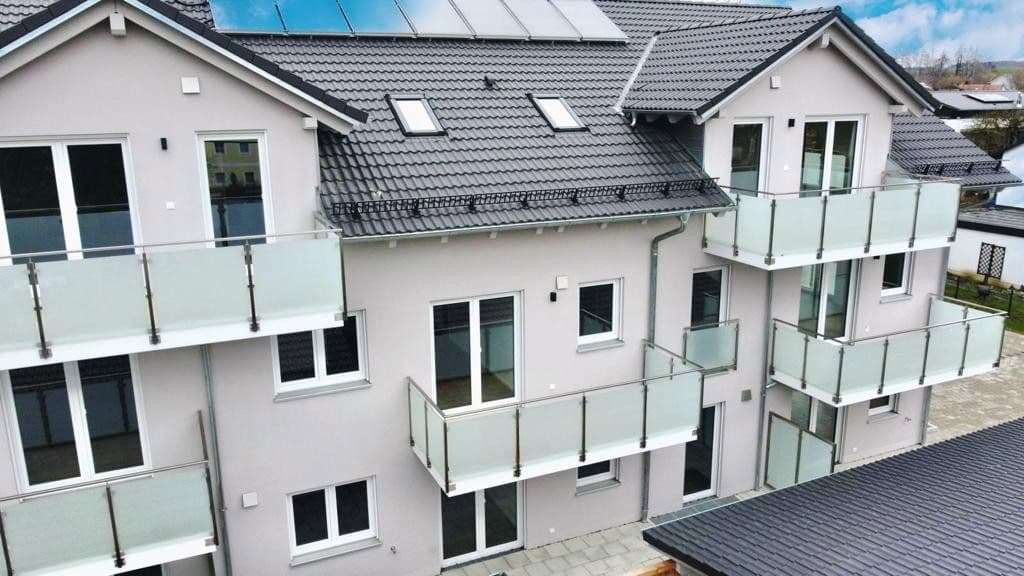 Prenájom bytu 3-izbový 93 m², Graf-Seinsheim-Straße 5, Grünbach (Bockhorn), Bavorsko Prenájom bytu 3-izbový 93 m², Graf-Seinsheim-Straße 5, Grünbach (Bockhorn), Bavorsko