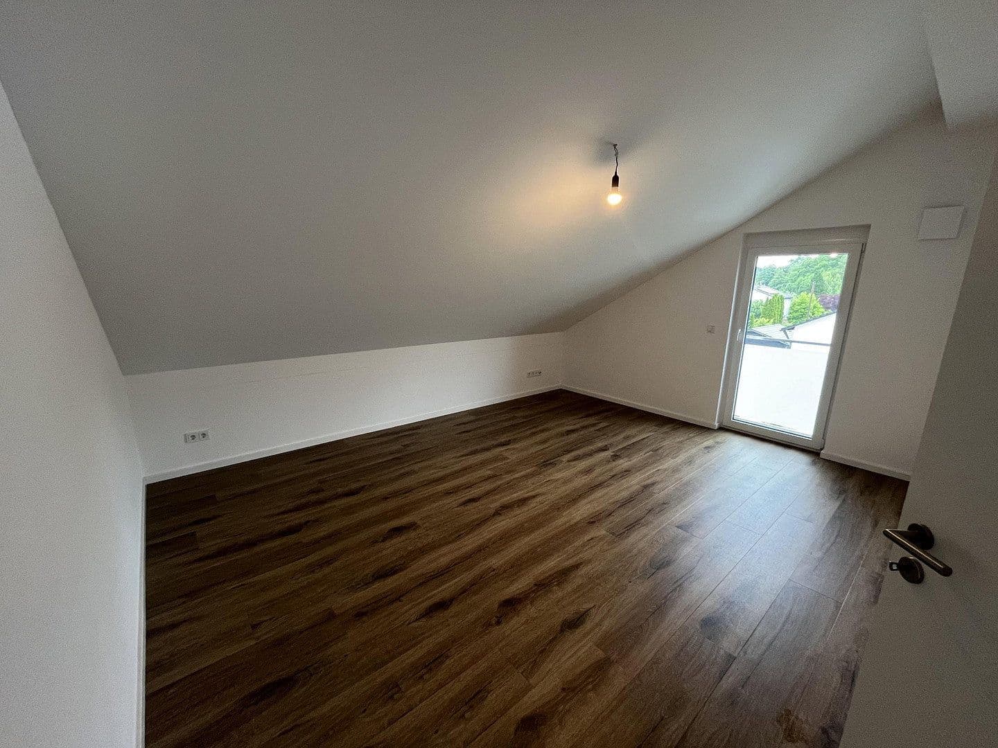 Prenájom bytu 3-izbový 93 m², Graf-Seinsheim-Straße 5, Grünbach (Bockhorn), Bavorsko Prenájom bytu 3-izbový 93 m², Graf-Seinsheim-Straße 5, Grünbach (Bockhorn), Bavorsko