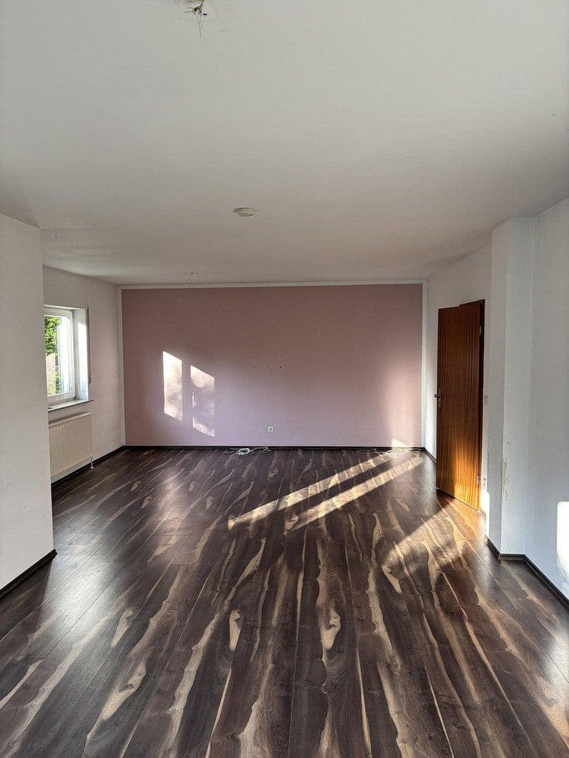 Predaj domu 120 m², pozemek 893 m², Akazienweg, Linz am Rhein, Porýnie-Falcko Predaj domu 120 m², pozemek 893 m², Akazienweg, Linz am Rhein, Porýnie-Falcko