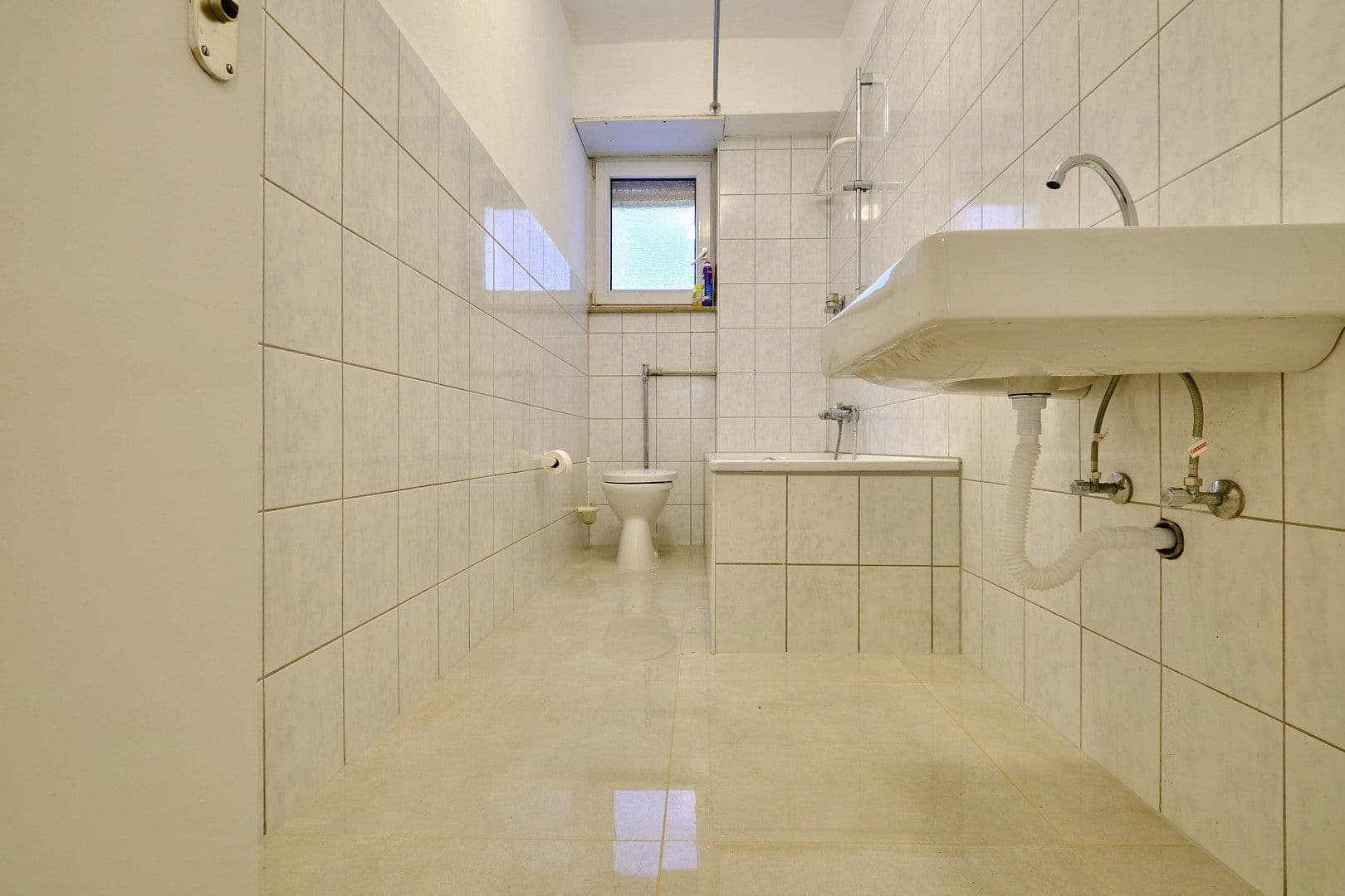 Prenájom bytu 1-izbový 49 m², C3 11, Mannheim, Bádensko-Wurttembersko Prenájom bytu 1-izbový 49 m², C3 11, Mannheim, Bádensko-Wurttembersko