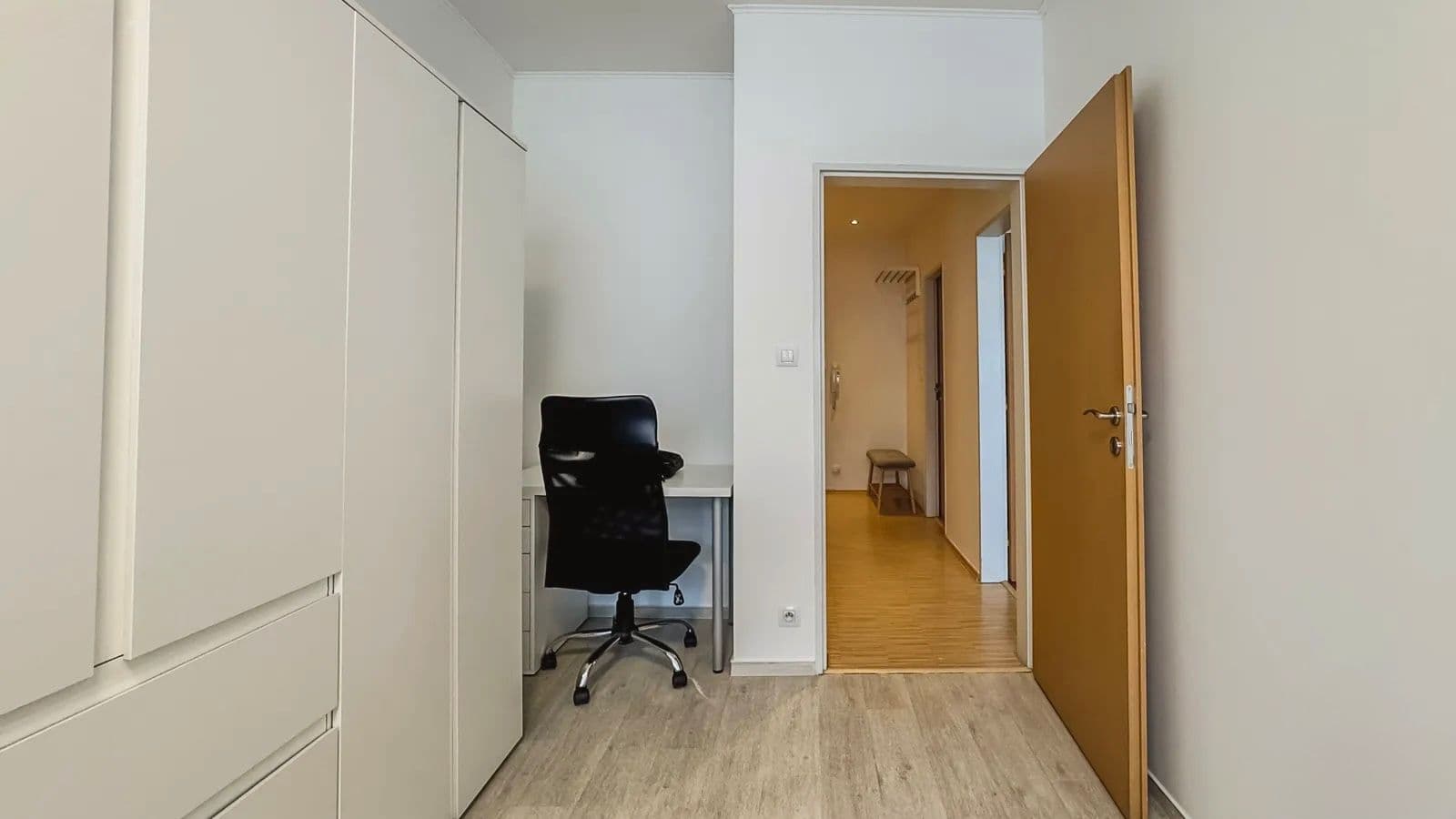 Prenájom bytu 2-izbový 53 m², Pod Harfou, Praha, Praha Prenájom bytu 2-izbový 53 m², Pod Harfou, Praha, Praha