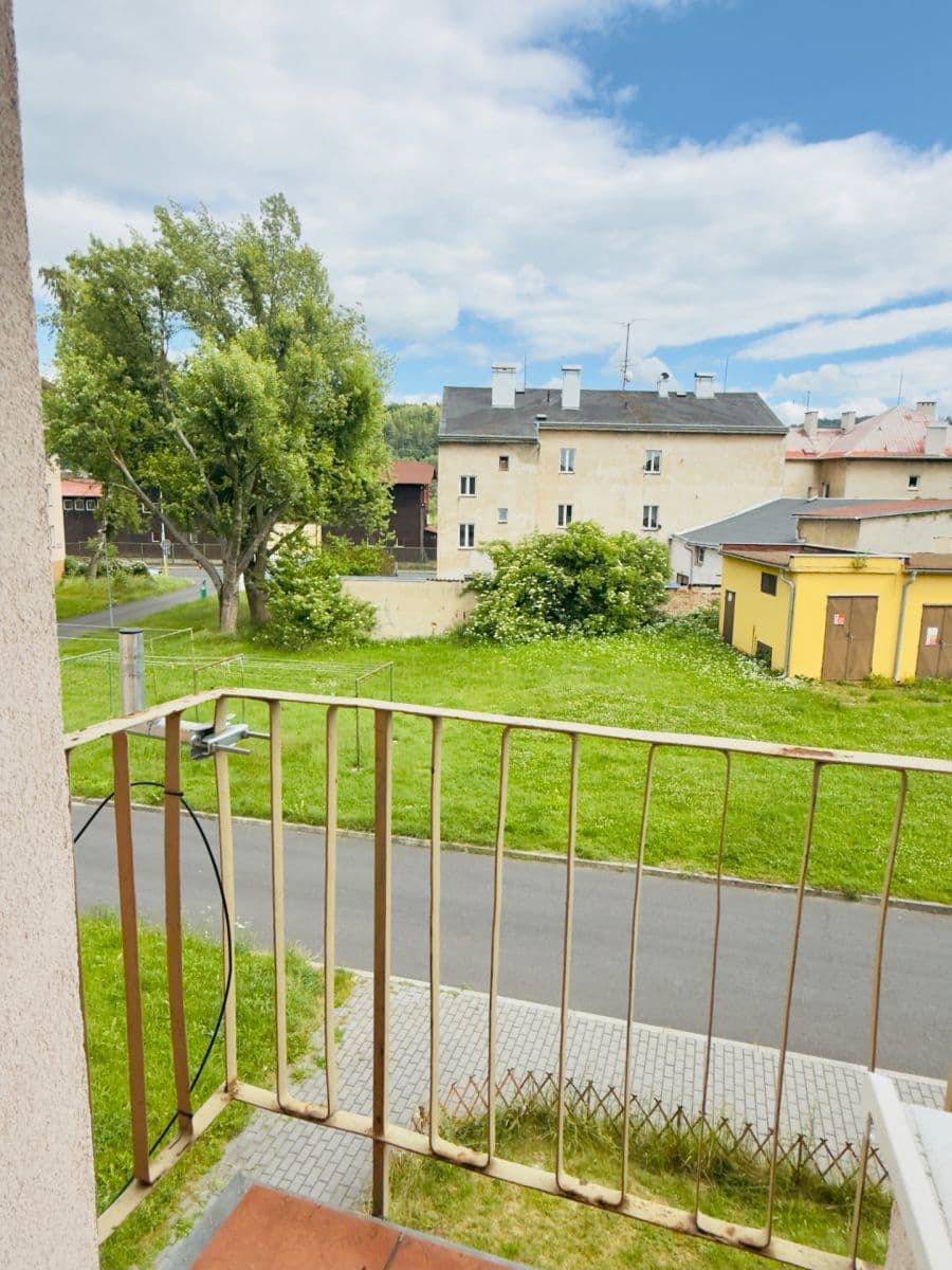 Predaj bytu 2-izbový 65 m², Lipová, Karlovy Vary, Karlovarský kraj Predaj bytu 2-izbový 65 m², Lipová, Karlovy Vary, Karlovarský kraj