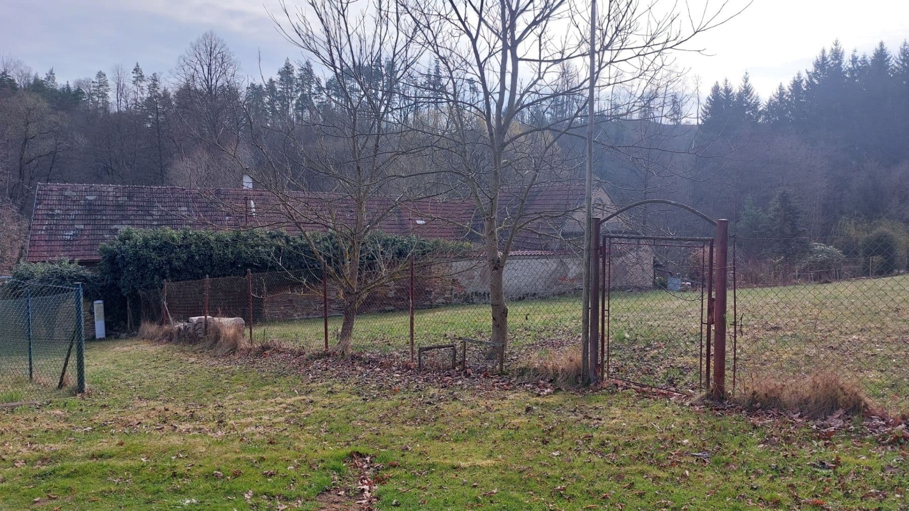 Predaj pozemku 438 m², Senožaty, Kraj Vysočina Predaj pozemku 438 m², Senožaty, Kraj Vysočina