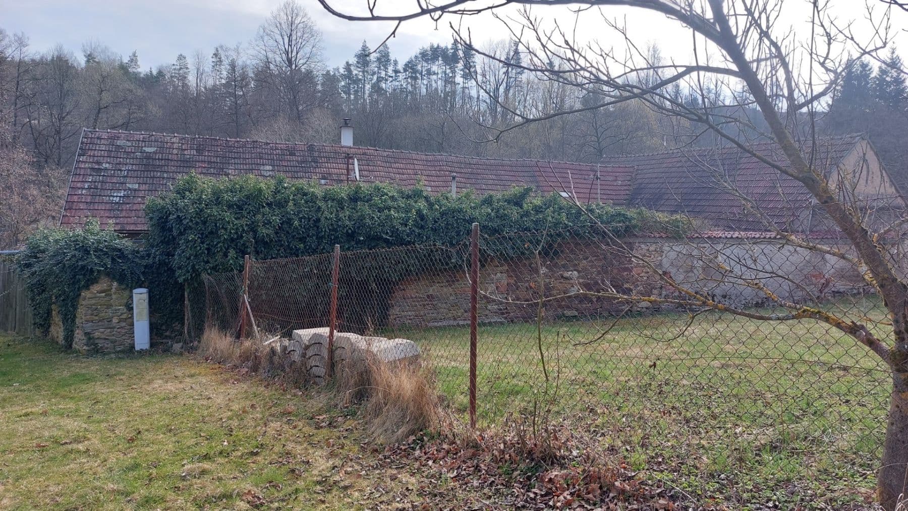 Predaj pozemku 438 m², Senožaty, Kraj Vysočina Predaj pozemku 438 m², Senožaty, Kraj Vysočina